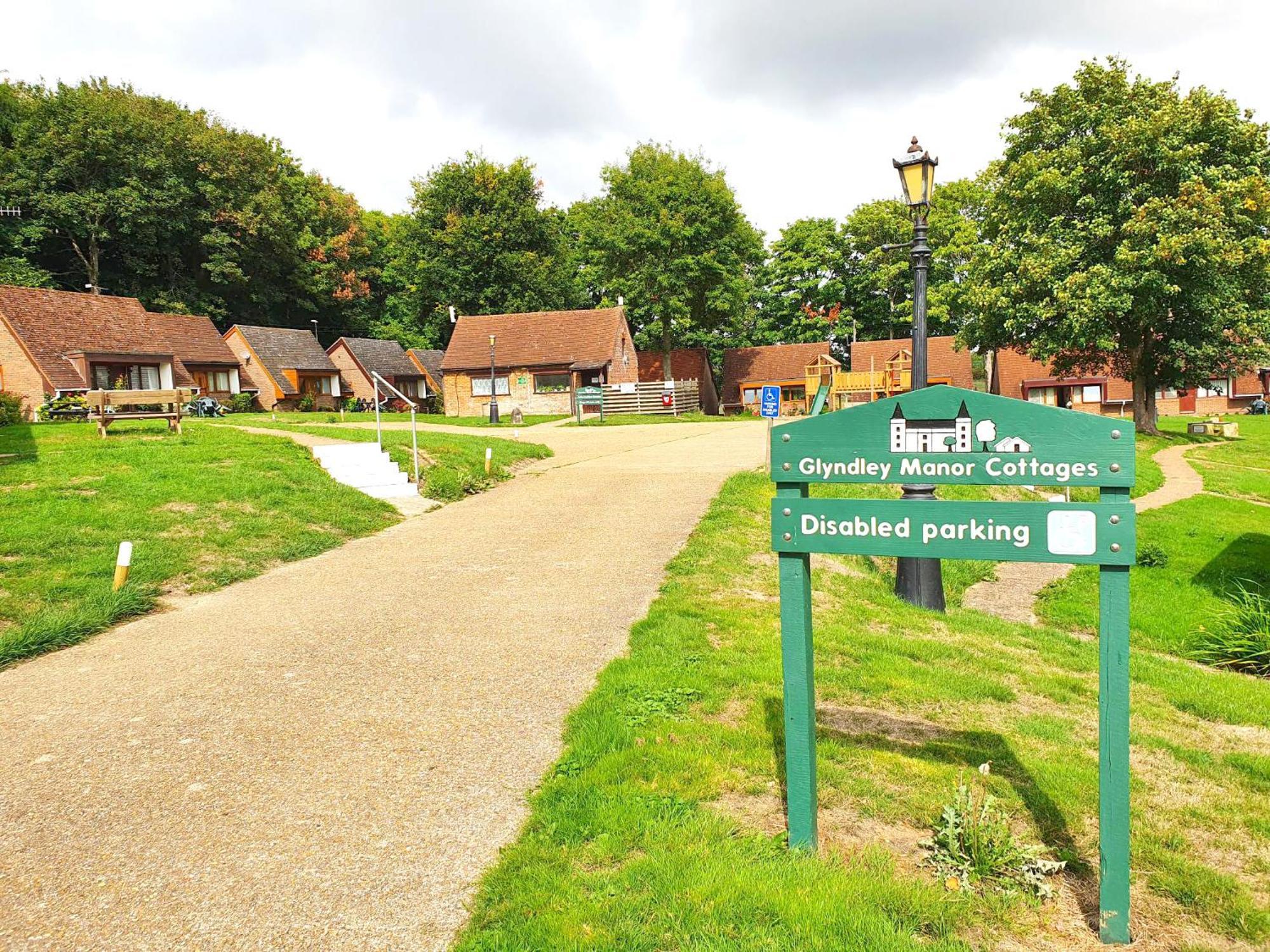Glyndley Manor Cottages Polegate Exterior foto