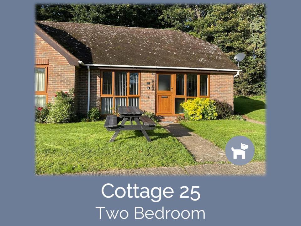 Glyndley Manor Cottages Polegate Exterior foto